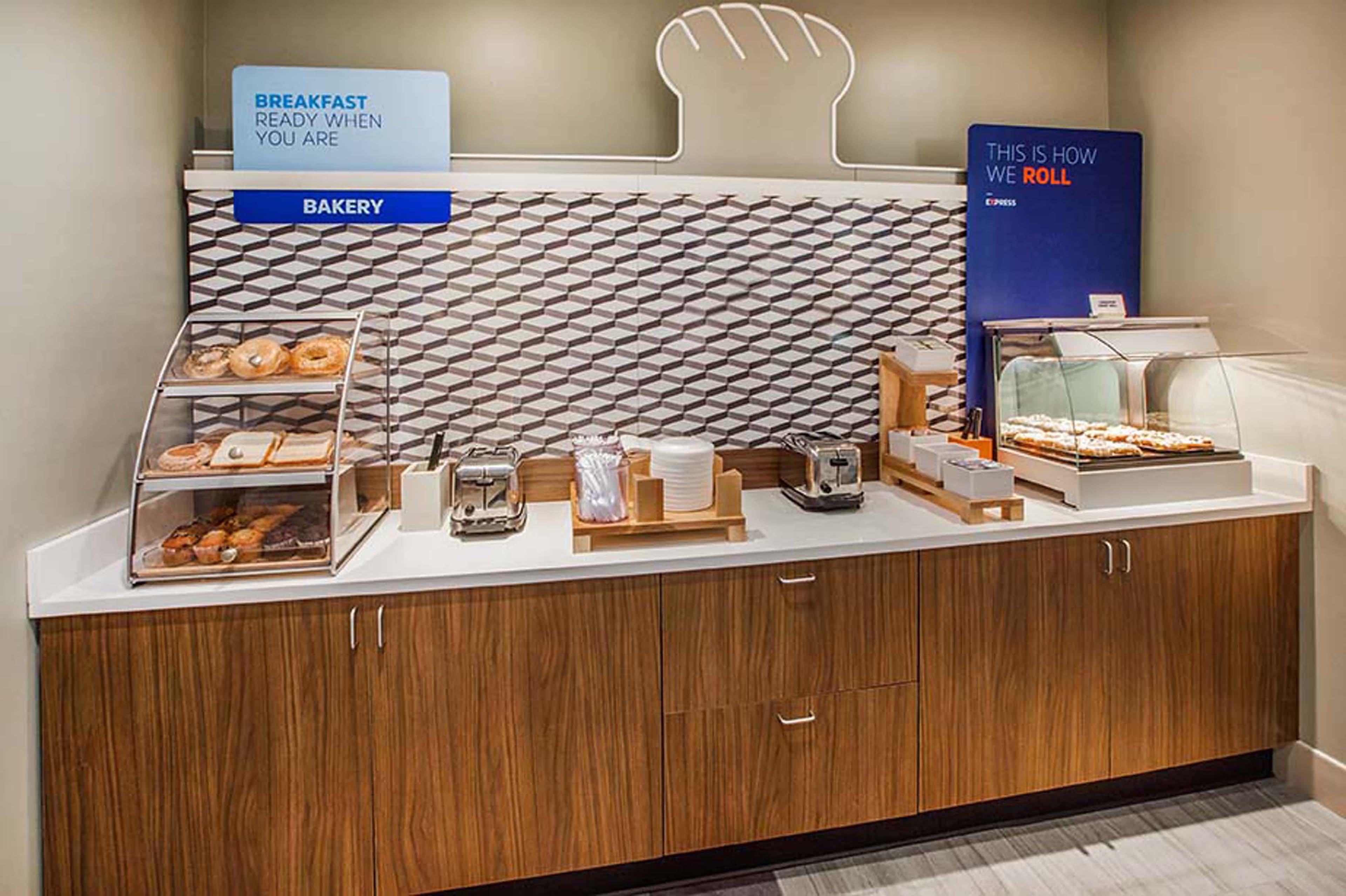 Holiday Inn Express Hotels & Suites Loma Linda By Ihg Bagian luar foto